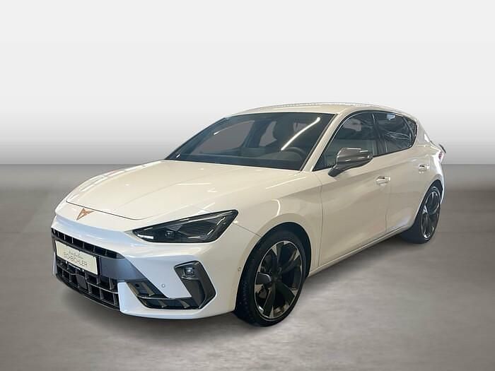 Second-hand Cupra Leon 150 CP (110 kW) 2025 Alb Berlinǎ
