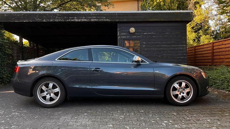 Gebraucht Audi A5 Design 170 PS (125 kW) 2008 Grau Coupé