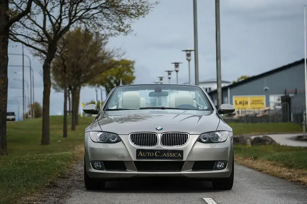 Gebraucht BMW 325 Cabriolet Comfort Edition 218 PS (160 kW) 2009 Beige Cabrio
