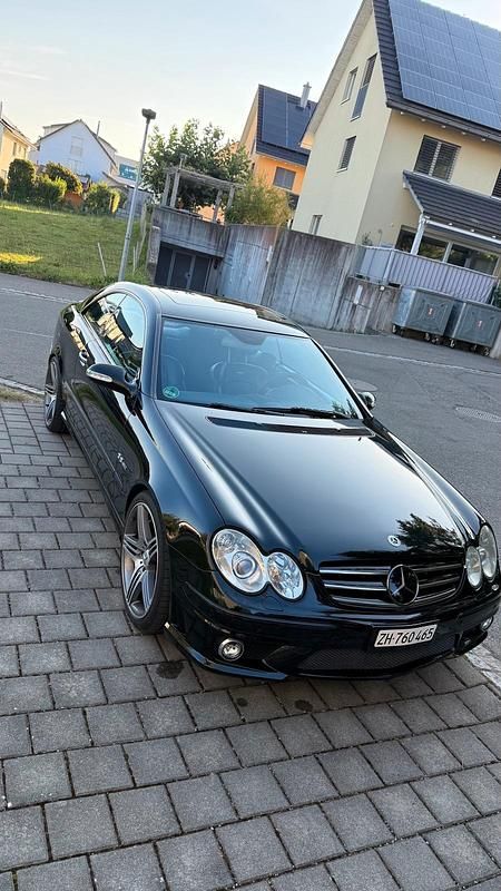 Schwarz Gebraucht 2003 Mercedes CLK55 AMG AMG Coupé | 26.000 € - Bild 1/4