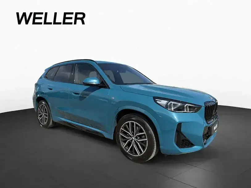 Gebraucht BMW X1 Efficient Dynamics 204 PS (150 kW) 2023 Blue bay lagoon (blau) SUV