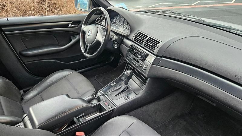 Gebraucht BMW 320 170 PS (125 kW) 2003 Grau Limousine