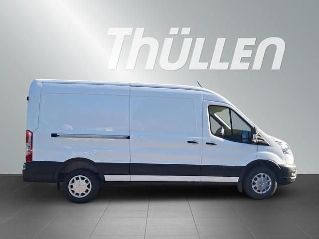 Gebraucht Ford Transit Trend 131 PS (96 kW) 2020 Weiß Van / Kleinbus