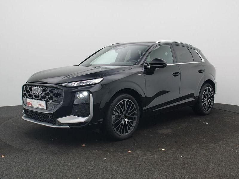 Gebraucht Audi Q3 Ambiente 265 PS (194 kW) 2025 Mythosschwarz metallic SUV