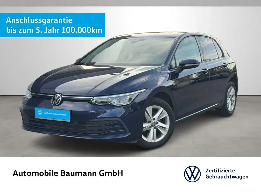 Gebraucht VW Golf VIII Life 131 PS (96 kW) 2022 Limousine