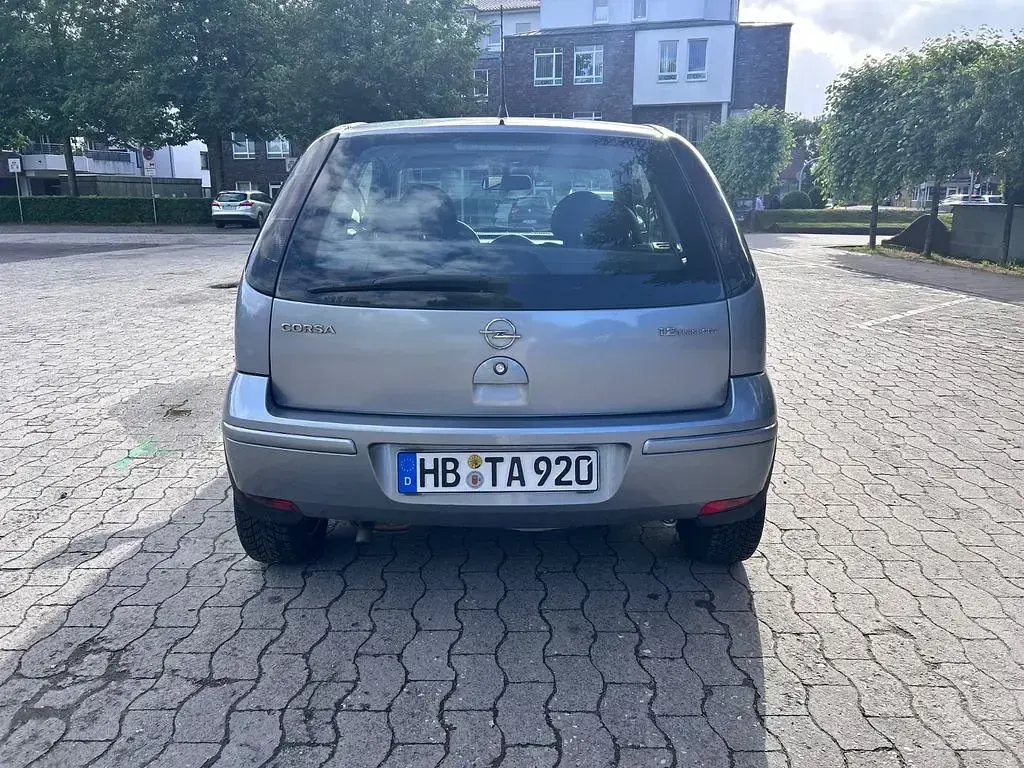 Gebraucht Opel Corsa 80 PS (58 kW) 2005 Grau Kleinwagen