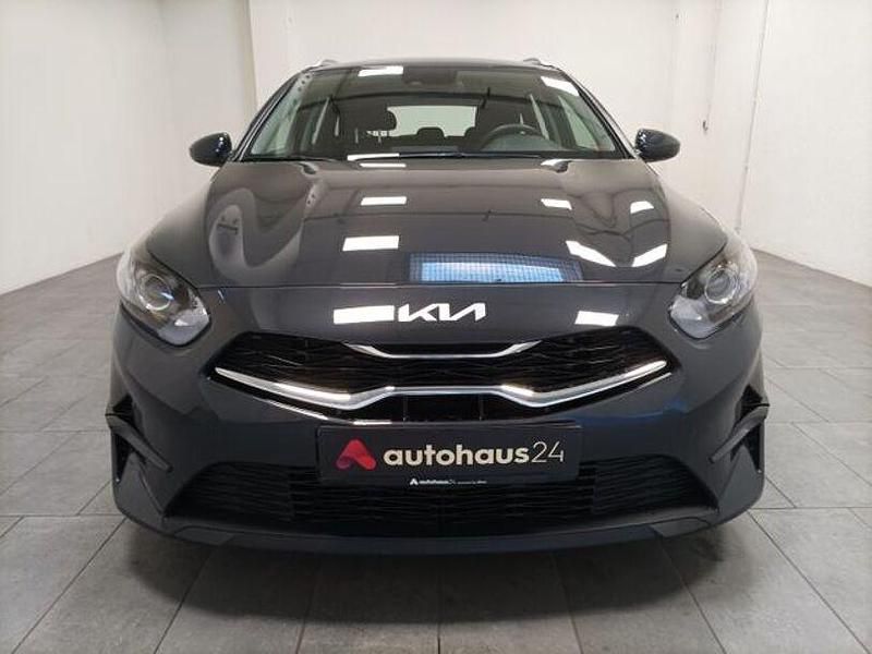 Gebraucht Kia Ceed Vision 160 PS (117 kW) 2022 Grau Kleinwagen