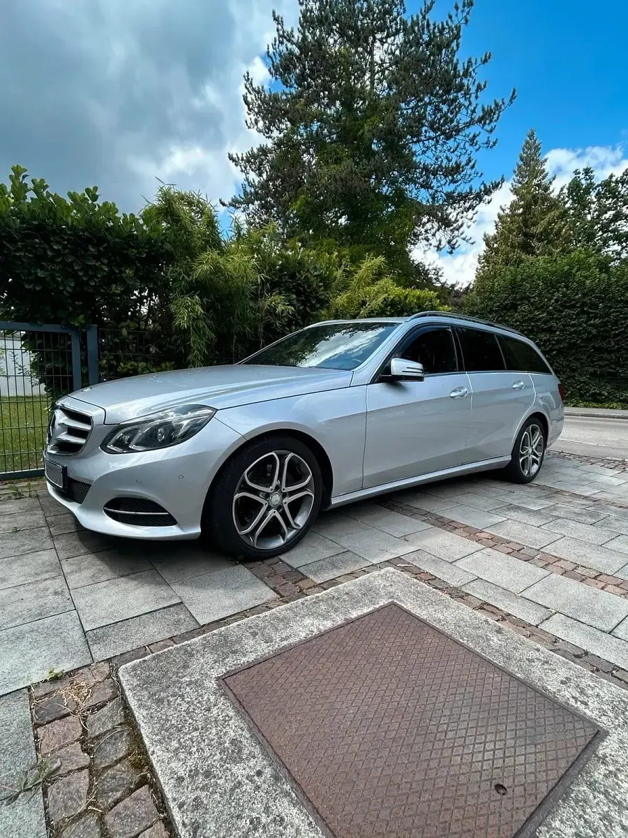 Gebraucht Mercedes E200 Avantgarde 136 PS (100 kW) 2014 Silber Kombi