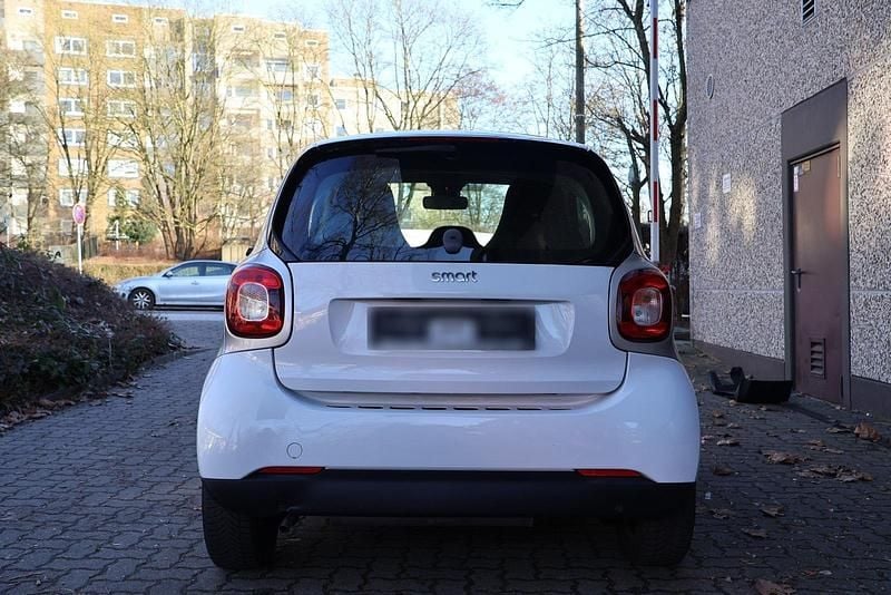 Gebraucht Smart ForTwo Coupé 90 PS (66 kW) 2016 Weiß Coupé