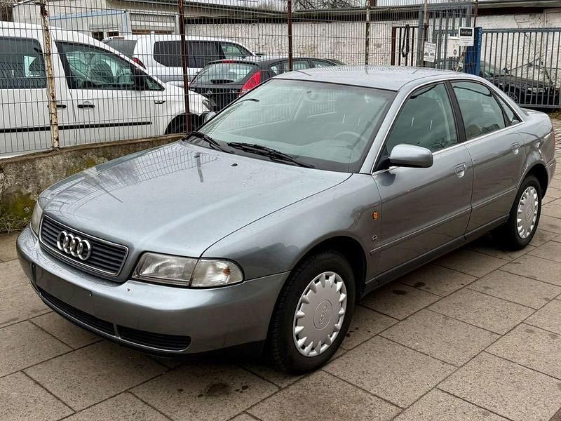 Gebraucht Audi A4 Ambiente 150 PS (110 kW) 1996 Grau Limousine