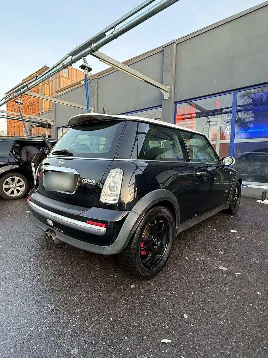Gebraucht Mini Cooper 116 PS (85 kW) 2003 Schwarz Kleinwagen