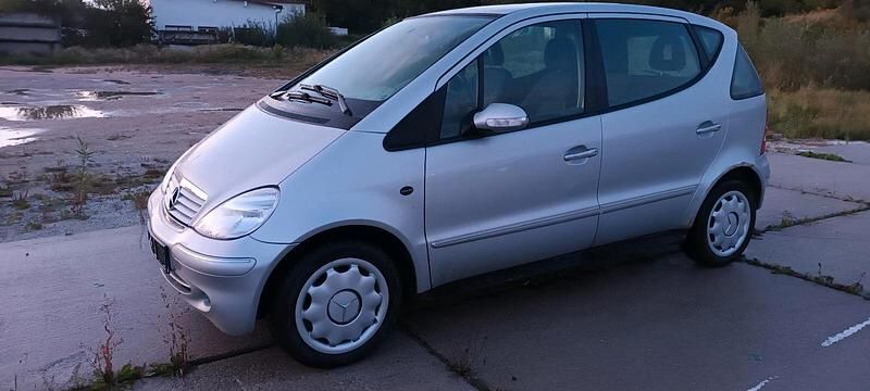 Silber Gebraucht 2003 Mercedes A160 Limousine | 1.950 € (Guter Preis) - Bild 1/4