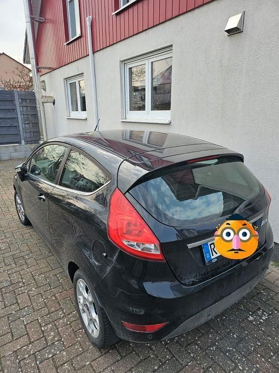 Gebraucht Ford Fiesta Titanium 82 PS (60 kW) 2012 Schwarz Kleinwagen