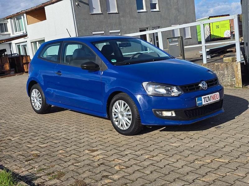Gebraucht VW Polo Trendline 69 PS (50 kW) 2010 Meerblau Kleinwagen
