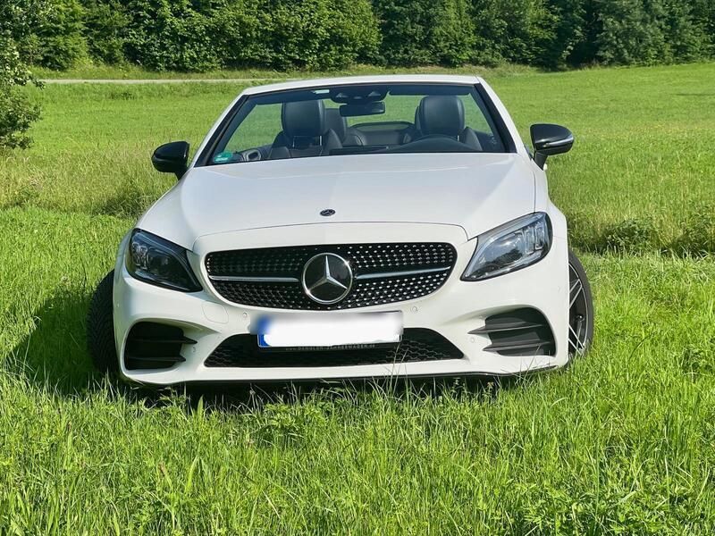 Weiß Gebraucht 2019 Mercedes C200 Cabrio | 28.500 € (Fairer Preis) - Bild 1/4