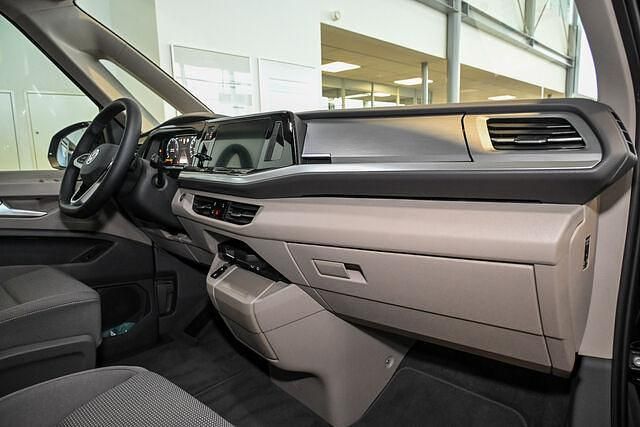 Gebraucht VW Multivan Life 150 PS (110 kW) 2022 Schwarz Van / Kleinbus
