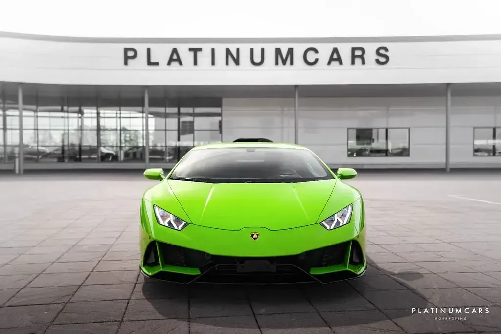 Used Lamborghini Huracán 640 HP (470 kW) 2020 Green