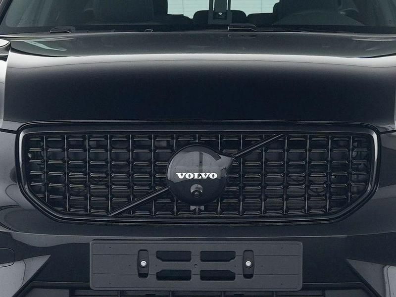 Gebraucht Volvo XC40 Plus 163 PS (119 kW) 2025 Schwarz SUV