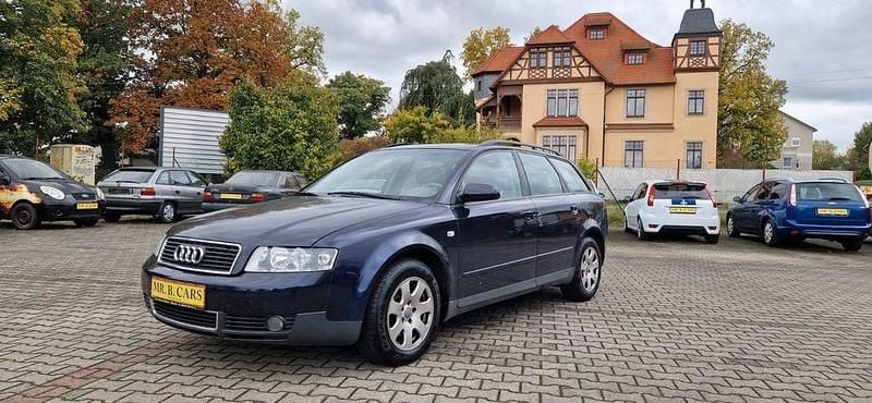Blau Gebraucht 2001 Audi A4 Kombi | 1.950 € (Guter Preis) - Bild 1/4