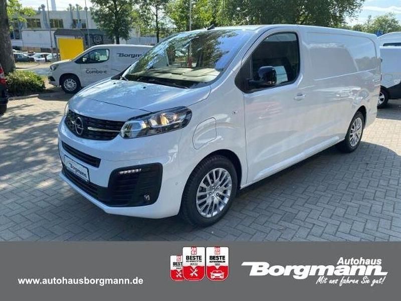 Weiss Gebraucht 2023 Opel Vivaro-e Combi Van | 31.990 € (Etwas zu teuer) - Bild 1/4