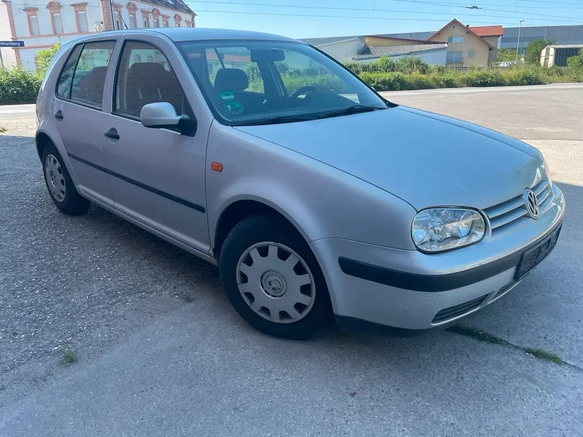 Gebraucht VW Golf IV 101 PS (74 kW) 1999 Silber Kleinwagen