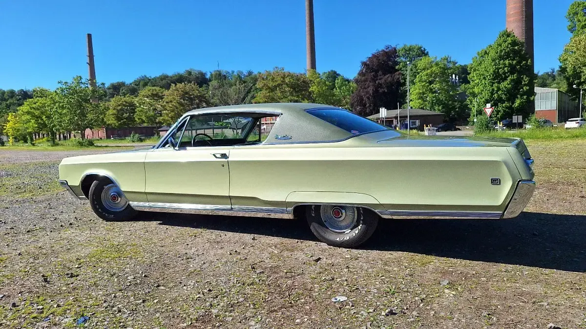 Gebraucht Chrysler Newport 330 PS (242 kW) 1968 Grün Coupé