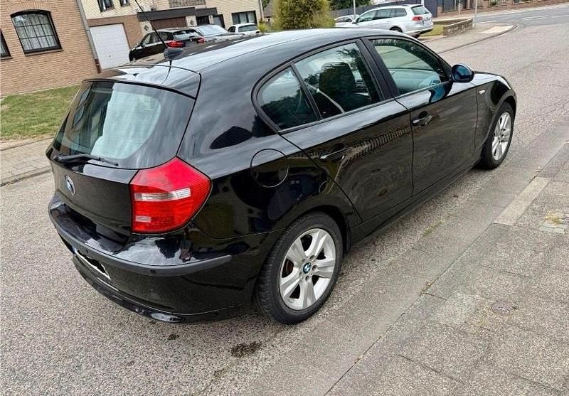 Gebraucht BMW 116 116 PS (85 kW) 2007 Schwarz Kleinwagen