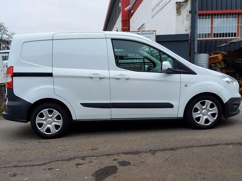 Gebraucht Ford Transit Connect S 101 PS (74 kW) 2018 Weiß Van / Kleinbus