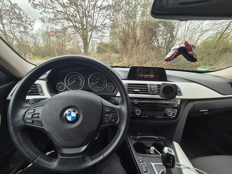 Usata BMW 320 190 CV (139 kW) 2017 Nero Station wagon