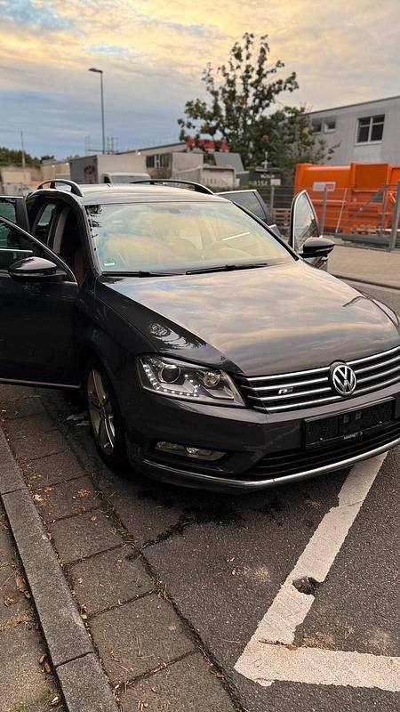 Gebraucht 2014 VW Passat R-line Kombi | 10.499 € (Fairer Preis) - Bild 1/4
