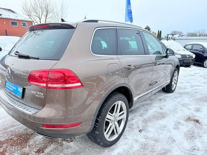 Gebraucht VW Touareg 245 PS (180 kW) 2012 Braun SUV