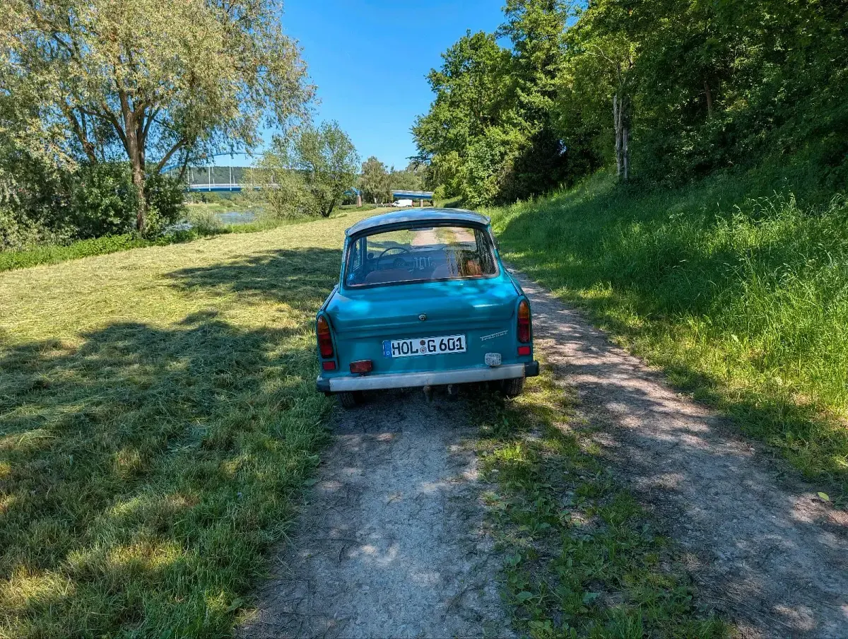 Gebraucht Trabant 601 26 PS (19 kW) 1991 Blau Kleinwagen