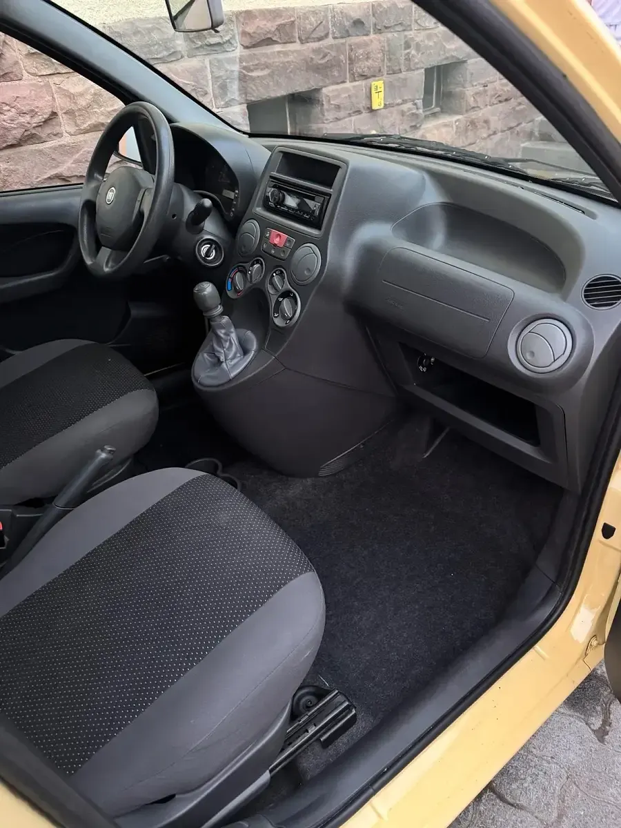 Usata Fiat Panda 54 CV (39 kW) 2009 Giallo Utilitaria