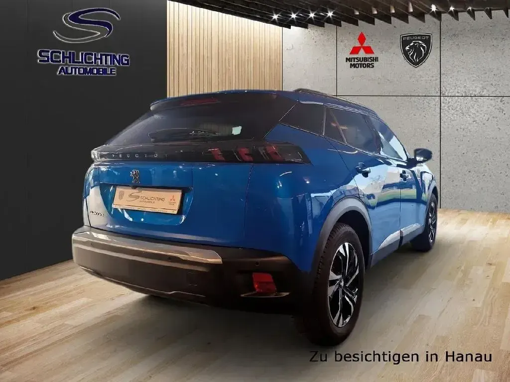 Second-hand Peugeot e-2008 Allure 100 kW (136 CP) 2021 Albastru SUV