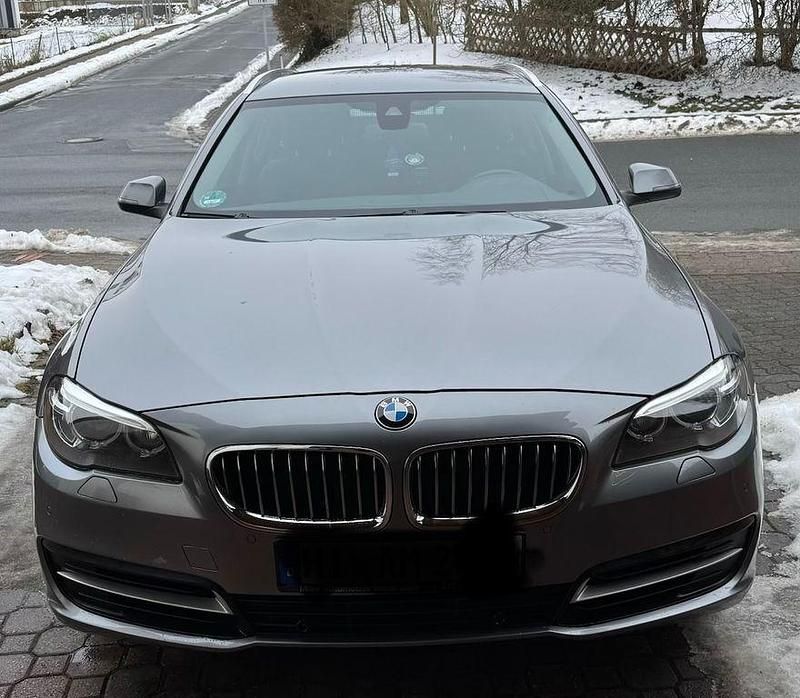 Gebraucht BMW 530 258 PS (189 kW) 2015 Grau Kombi