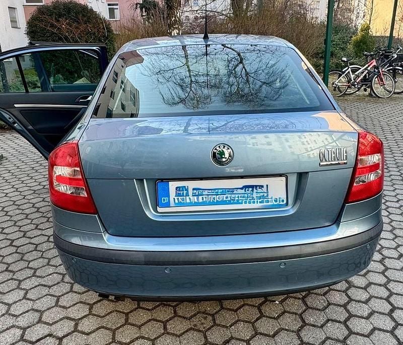 Gebraucht Skoda Octavia 160 PS (117 kW) 2008 Blau Limousine