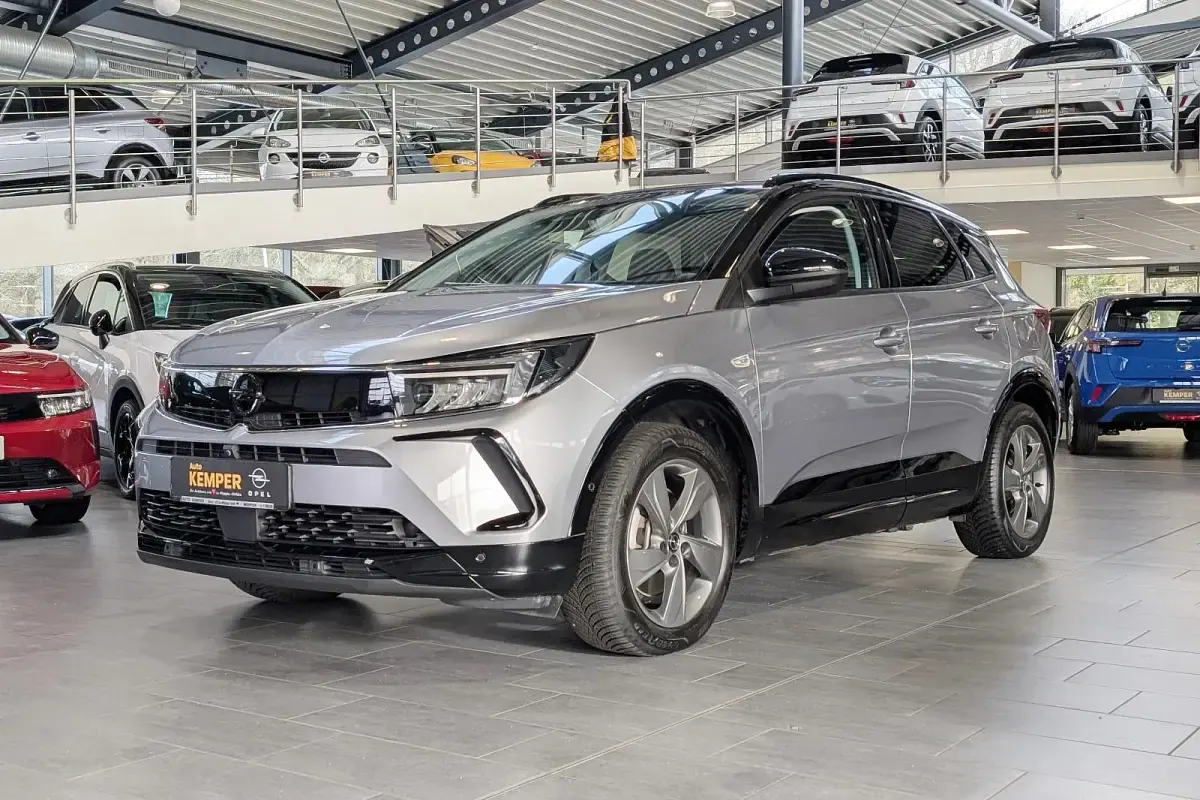 Gebraucht Opel Grandland X 224 PS (164 kW) 2023 Grau SUV