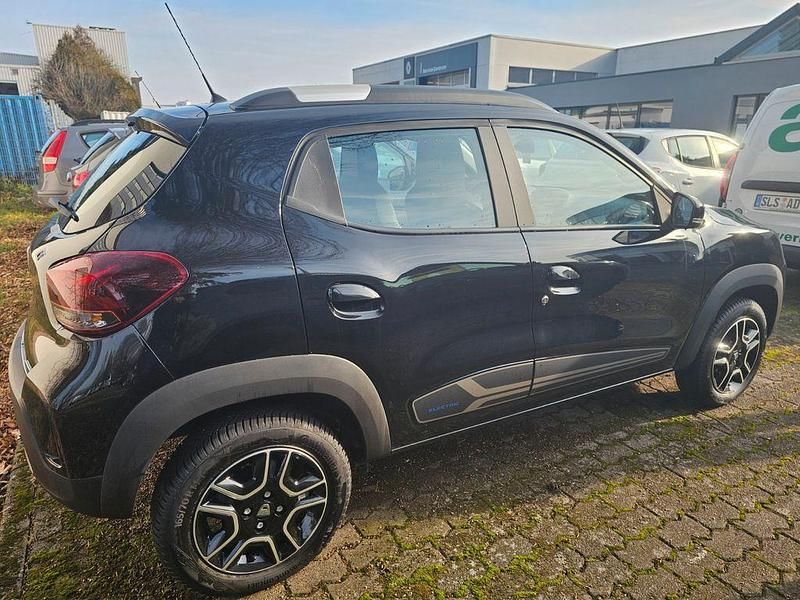 Gebraucht Dacia Spring Comfort Plus 33 kW (45 PS) 2022 Schwarz Kleinwagen