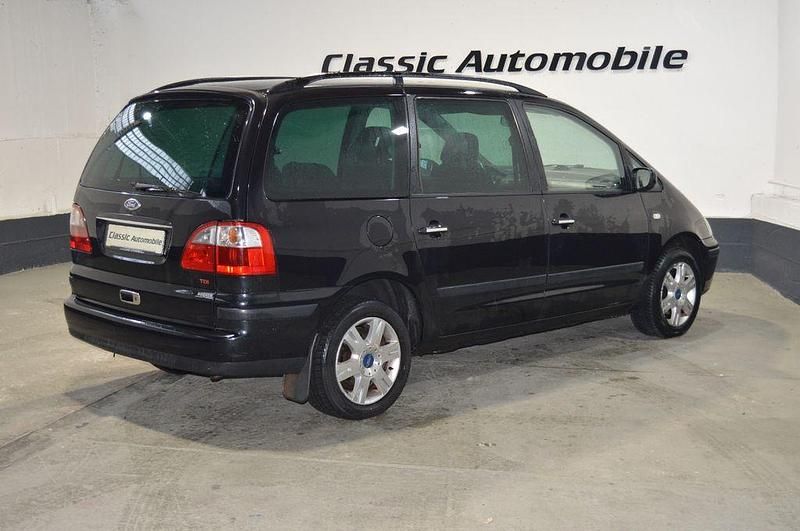 Gebraucht Ford Galaxy Ghia 131 PS (96 kW) 2004 Schwarz Van / Kleinbus