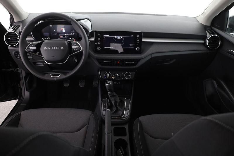 Neu Skoda Fabia Selection 95 PS (69 kW) 2026 Black magic perleffekt Limousine