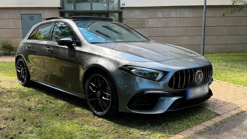 Grau Gebraucht 2020 Mercedes A45 AMG AMG Limousine | 39.900 € (Fairer Preis) - Bild 1/4