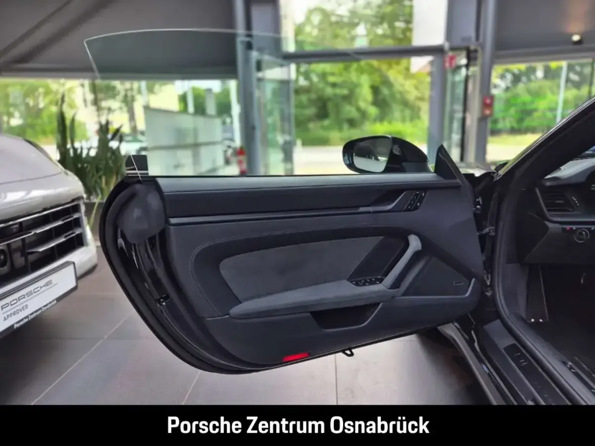 Gebraucht Porsche 911 Carrera GTS 480 PS (353 kW) 2023 Tiefschwarzmetallic Cabrio