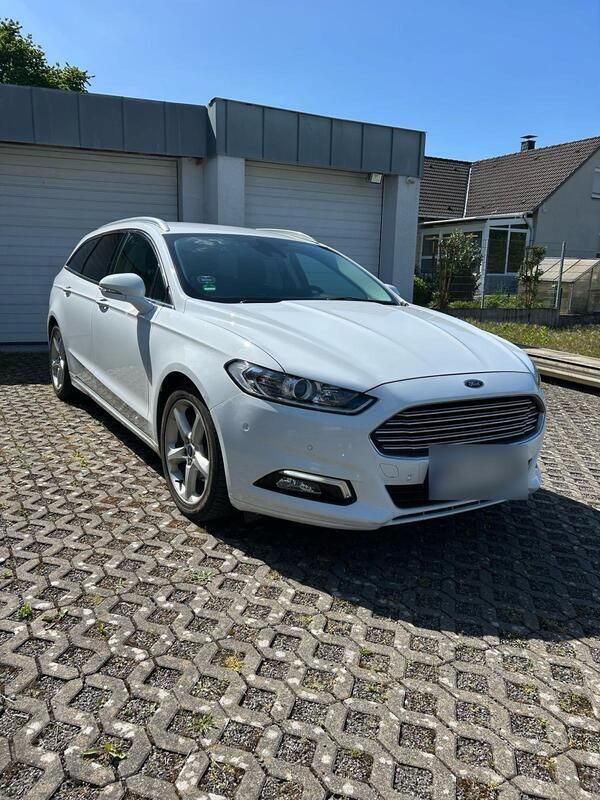 Weiß Gebraucht 2017 Ford Mondeo Kombi | 9.000 € (Superpreis) - Bild 1/4