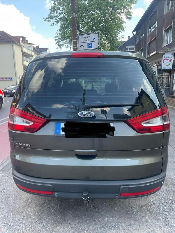 Second-hand Ford Galaxy 163 CP (119 kW) 2014 Andere farben Monovolum