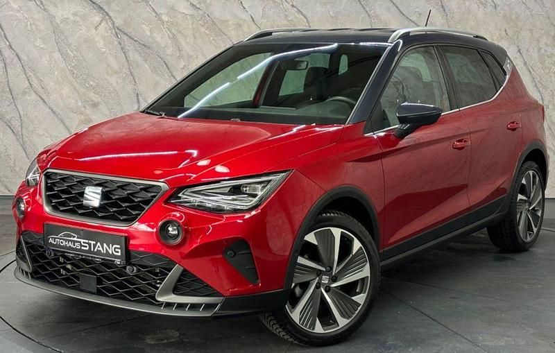 Rot Gebraucht 2024 Seat Arona FR SUV | 22.500 € (Fairer Preis) - Bild 1/4