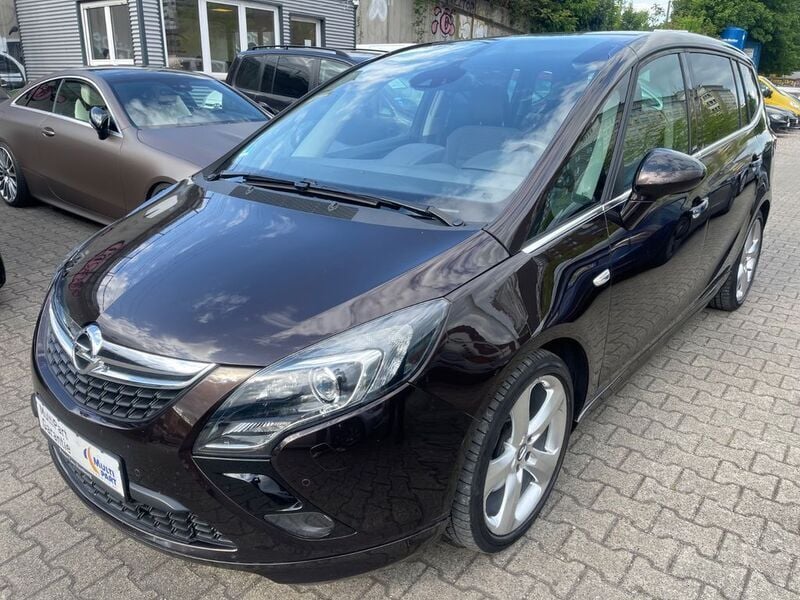 Braun Gebraucht 2013 Opel Zafira Tourer Innovation Van / Kleinbus | 10.900 € (Fairer Preis) - Bild 1/4