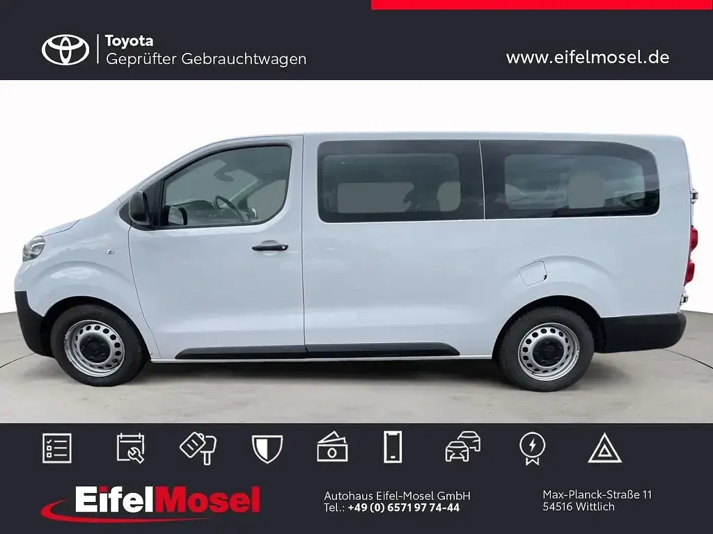 Gebraucht Toyota Proace Verso 144 PS (105 kW) 2022 Weiß Kombi