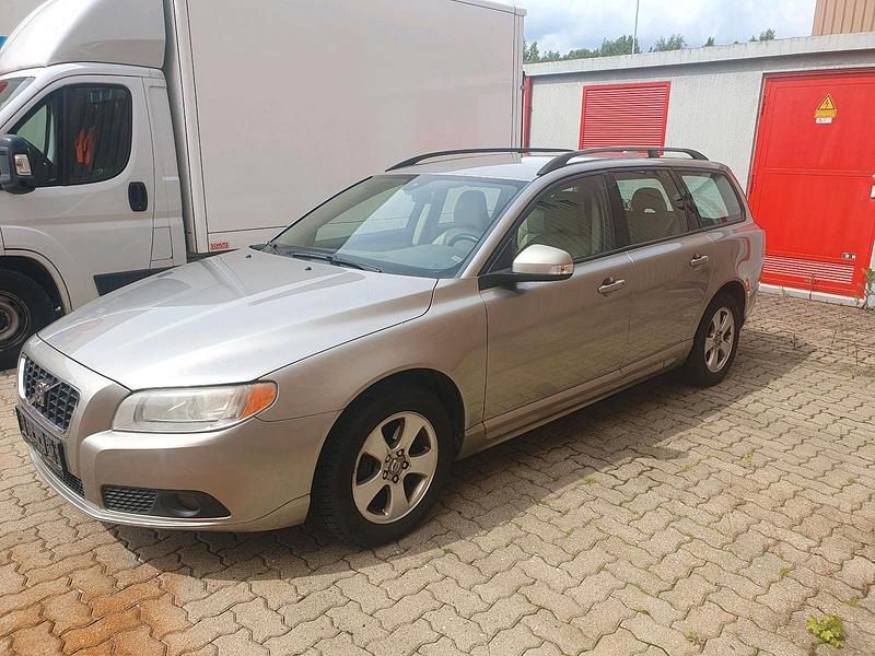 Gebraucht 2007 Volvo V70 Kombi | 5.995 € (Teuer) - Bild 1/4