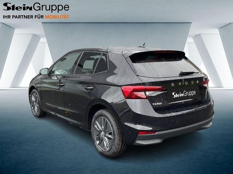 Neu Skoda Fabia Tour 95 PS (69 kW) 2025 Schwarz Kleinwagen