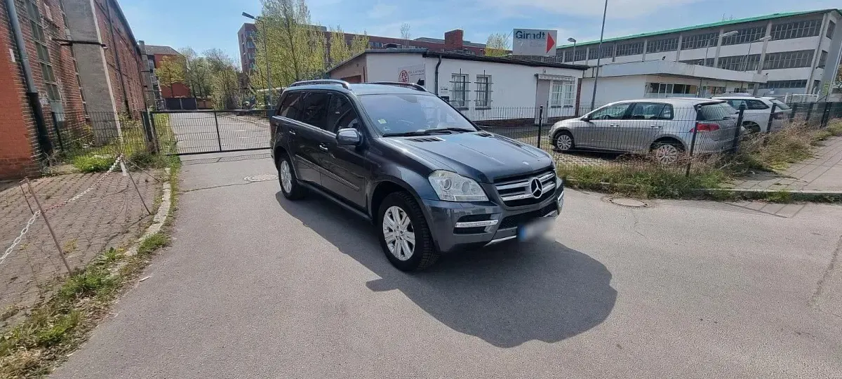 Gebraucht Mercedes GL450 306 PS (225 kW) 2010 Schwarz SUV